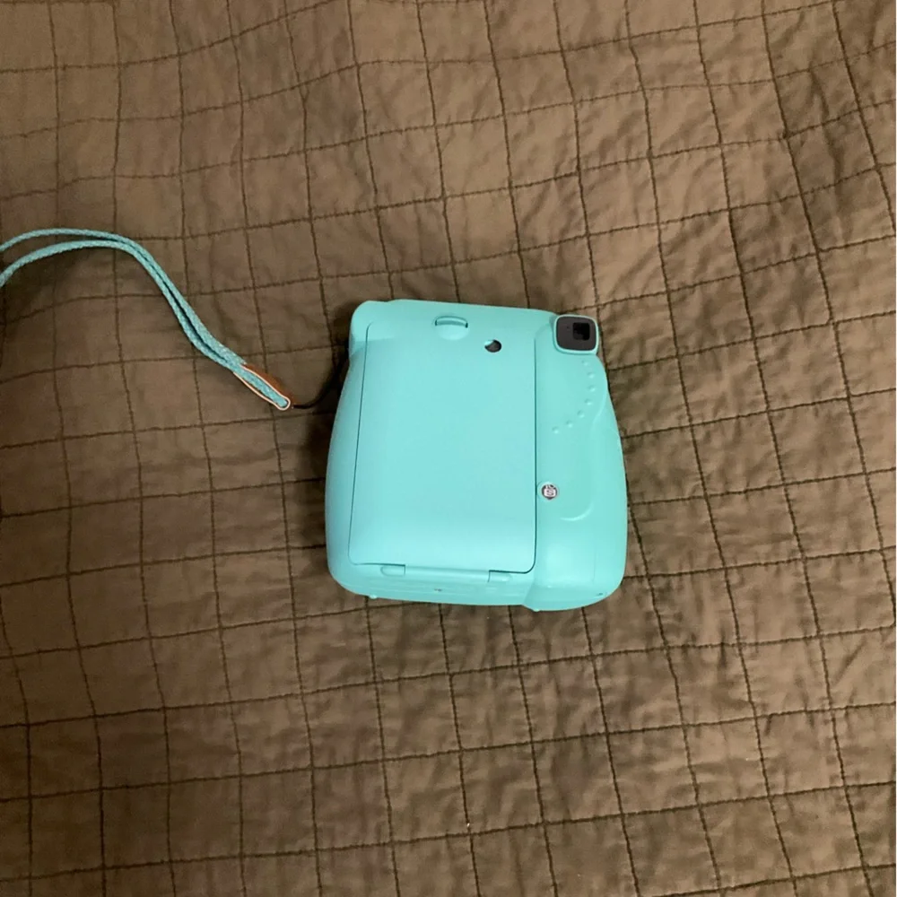 Fujifilm Mint Green with case